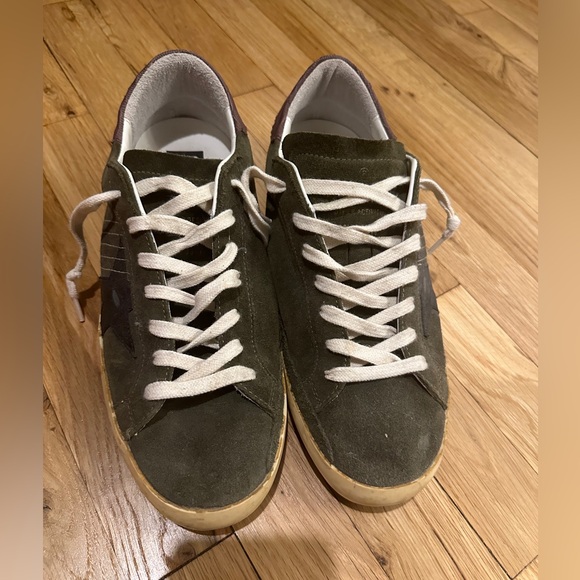 Golden Goose Men’s Sneakers - Picture 2 of 7